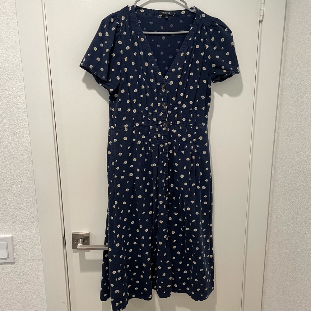 Daisy dress